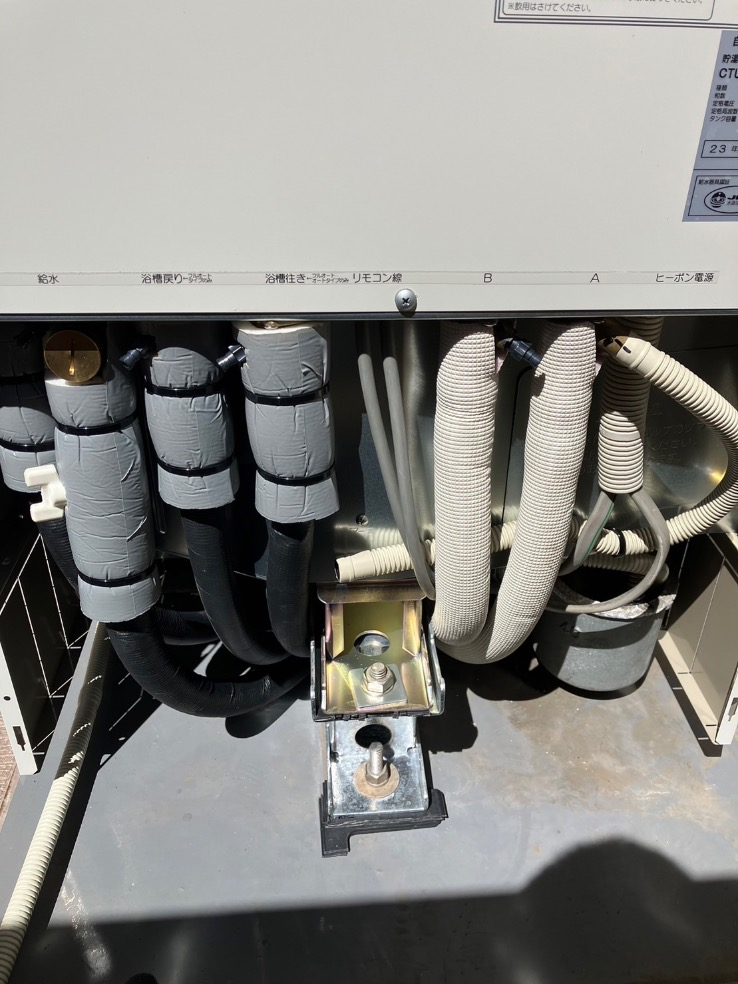 コロナエコキュートCHP-H3014AからコロナエコキュートCHP-S30AY1-12B｜エコキュート交換工事｜千葉県我孫子市我孫子｜マンション｜グランレジデンス