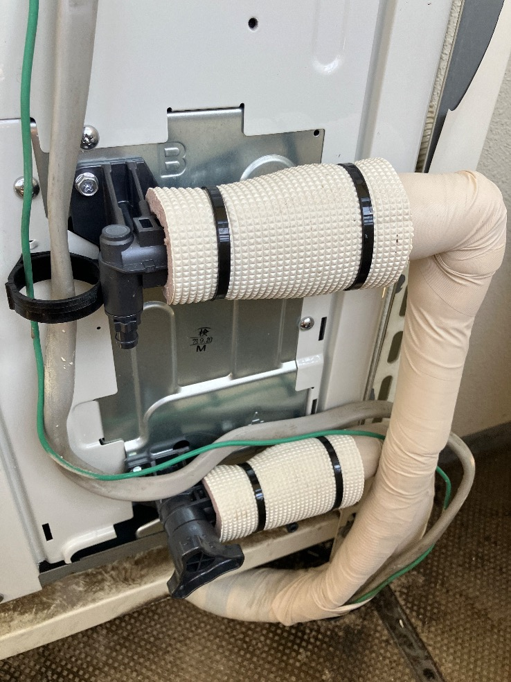 コロナエコキュートCHP-301DA7-12からコロナエコキュートCHP-S30AY1-12B｜エコキュート交換工事｜埼玉県さいたま市北区宮原町｜マンション｜パークシティさいたま北ガーデンレジデンス